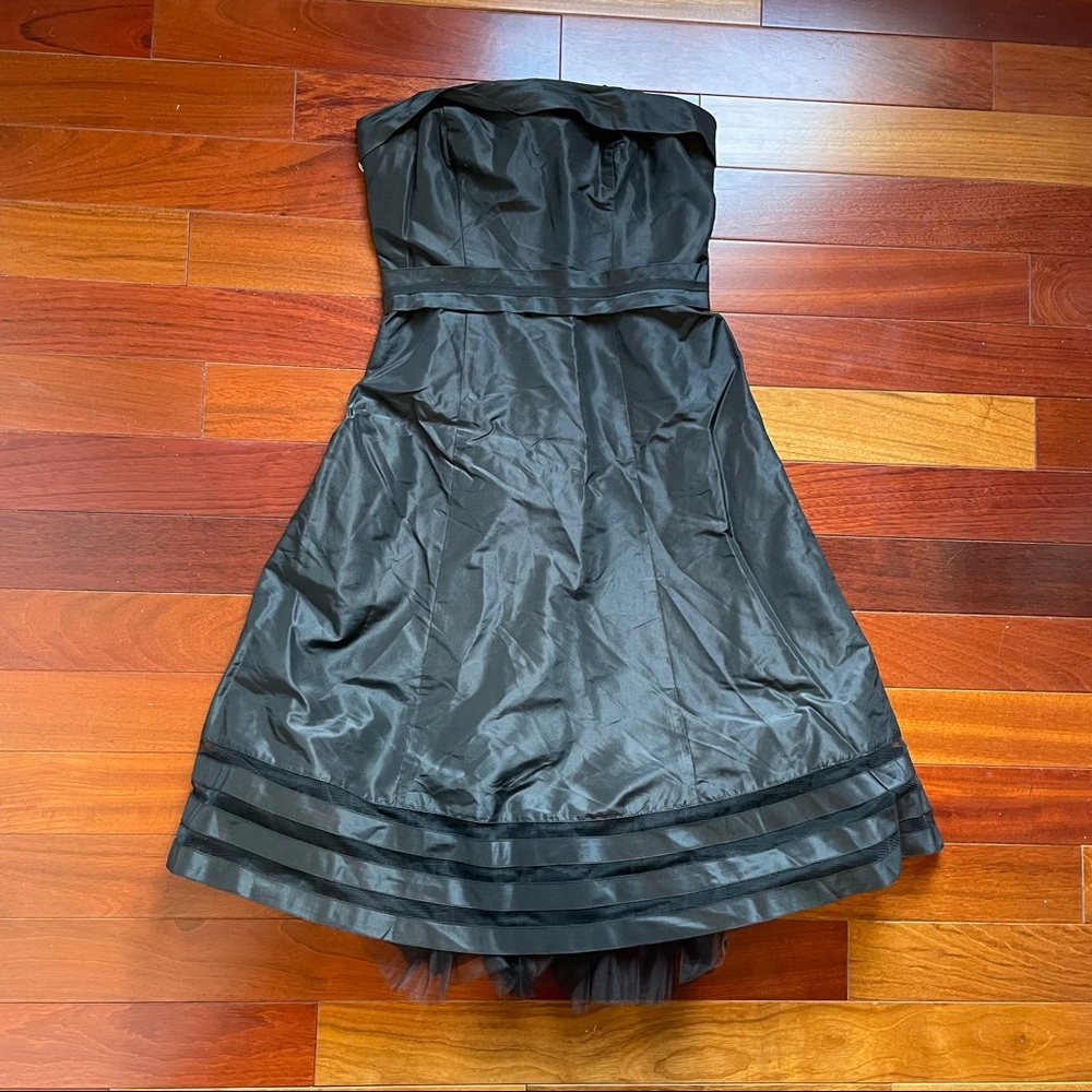 Vera Wang Strapless Black Tulle Dress